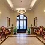 Atrium Ateneu Center Hotel