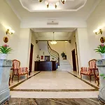 Atrium Ateneu Center Hotel 3*
