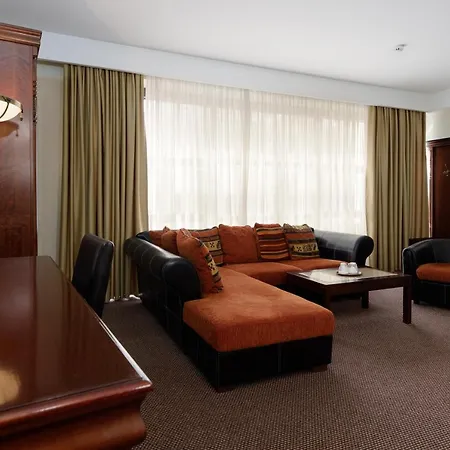 Atrium Ateneu Center 酒店