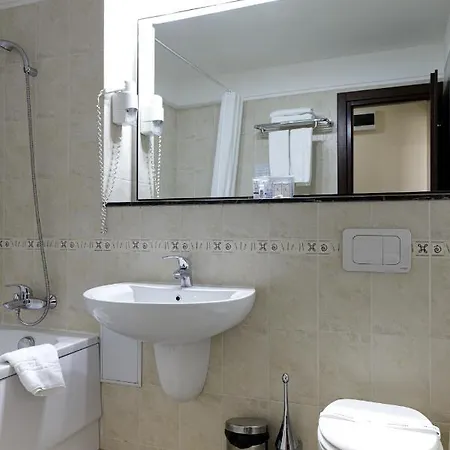 Atrium Ateneu Center Отель
