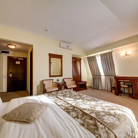 Atrium Ateneu Center 酒店