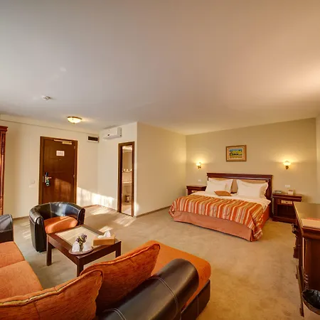 Atrium Ateneu Center 酒店 3*