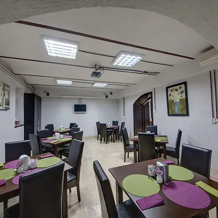 Atrium Ateneu Center 3*