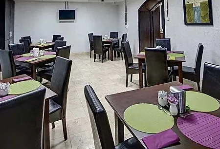 Szálloda Atrium Ateneu Center