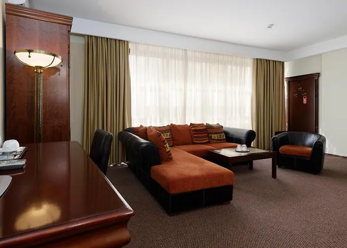 Atrium Ateneu Center Hotel