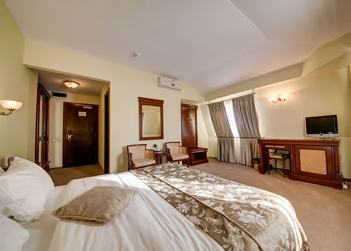 Atrium Ateneu Center فندق