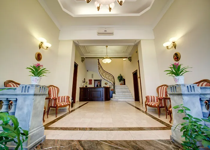Atrium Ateneu Center فندق 3*