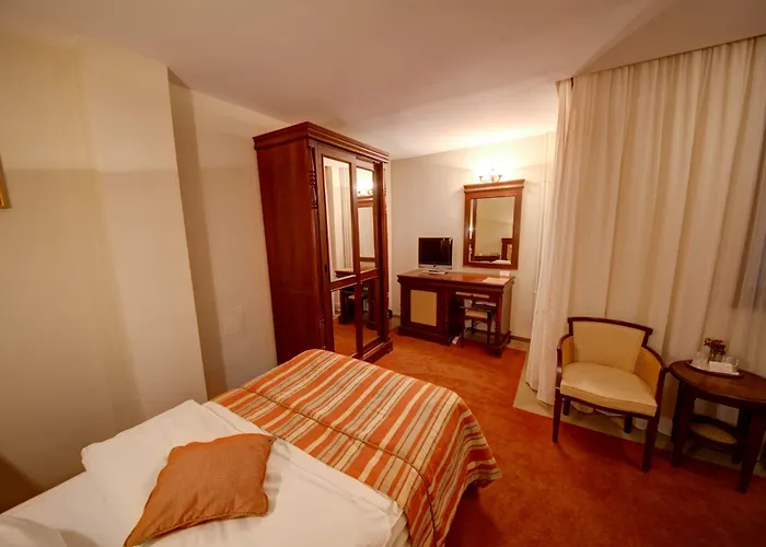 Atrium Ateneu Center Hotel