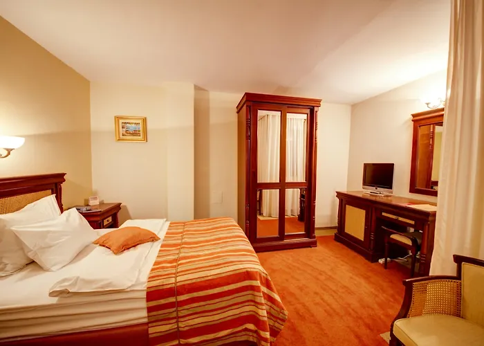 Atrium Ateneu Center Hotel