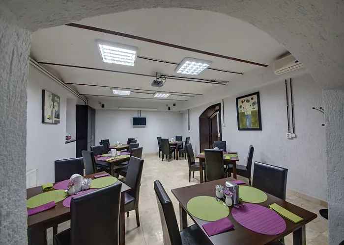 Atrium Ateneu Center 3*