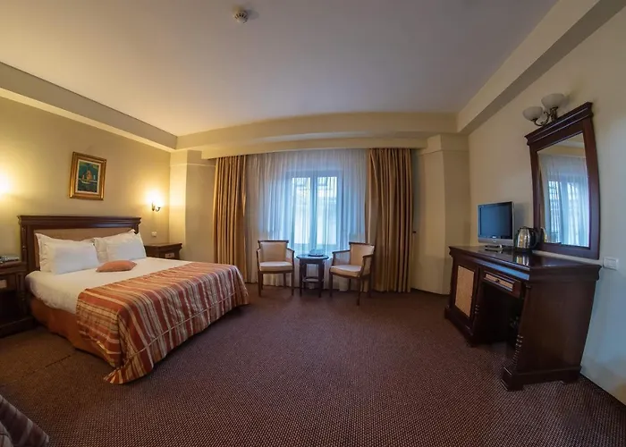 Atrium Ateneu Center Hotel 3*